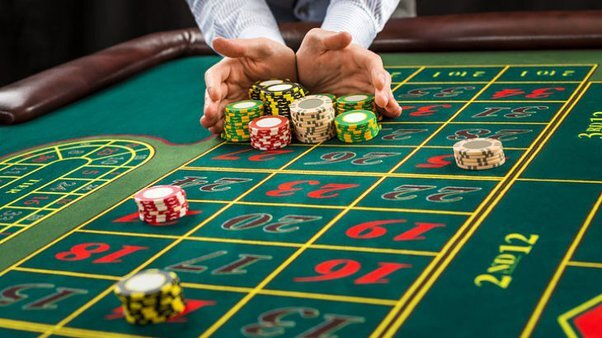 Navigating the High Stakes of Online Gambling: A Modern Frontier of Entertainment or a Risky Venture?