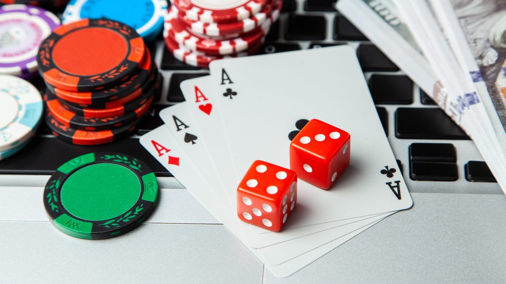 Exploring the World of Online Gambling Lovers: Passion, Perception, and Progress